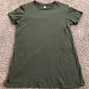 Bella Canvas tee-shirt.